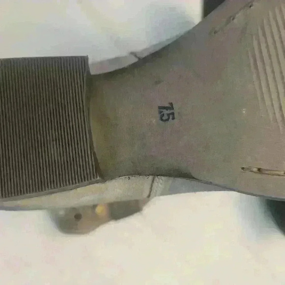 NWOB Diba True Flying Solo - Picture 5 of 5